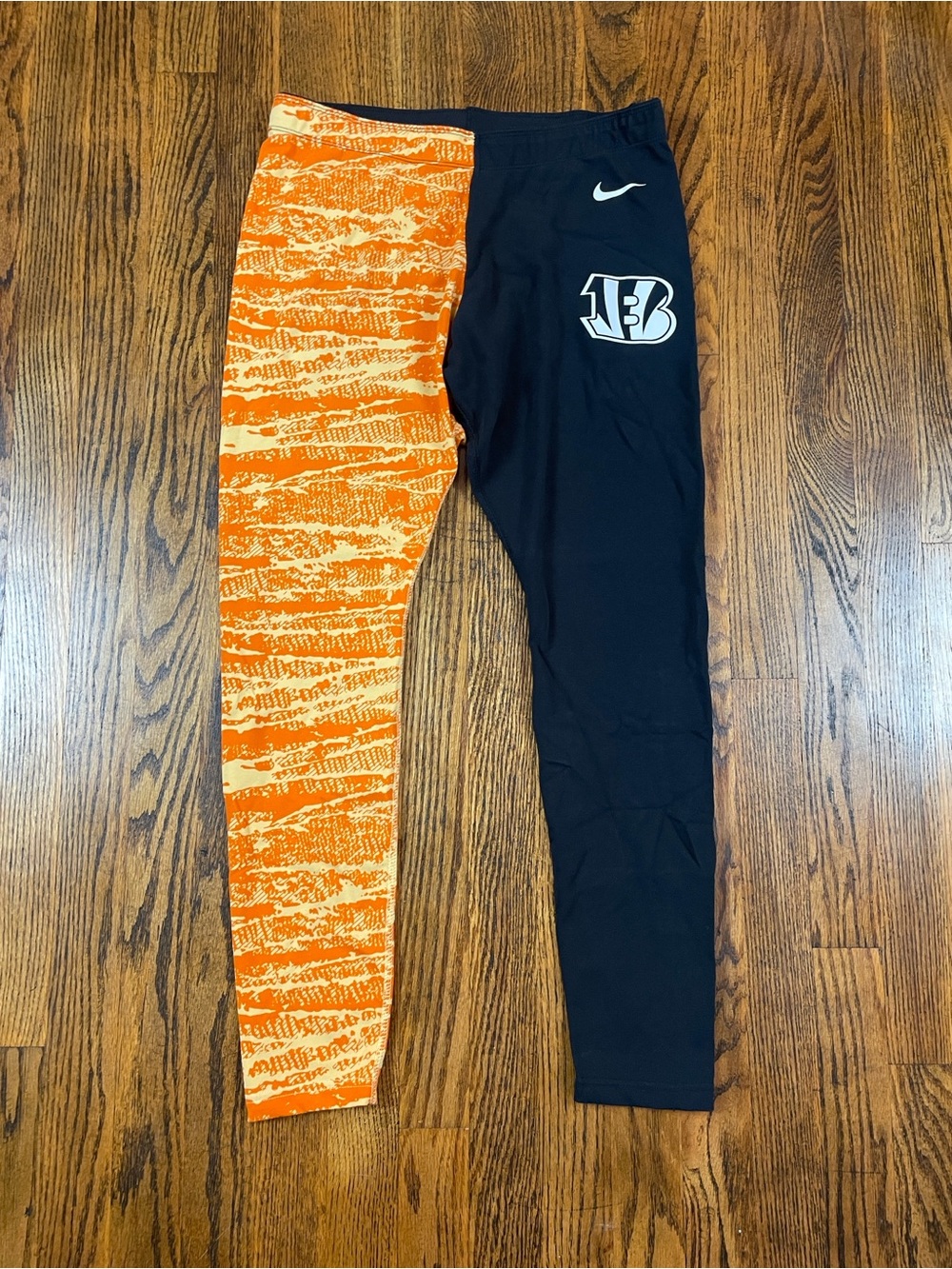 NFL Two-Tone Bengals Leggings - Orange/Black